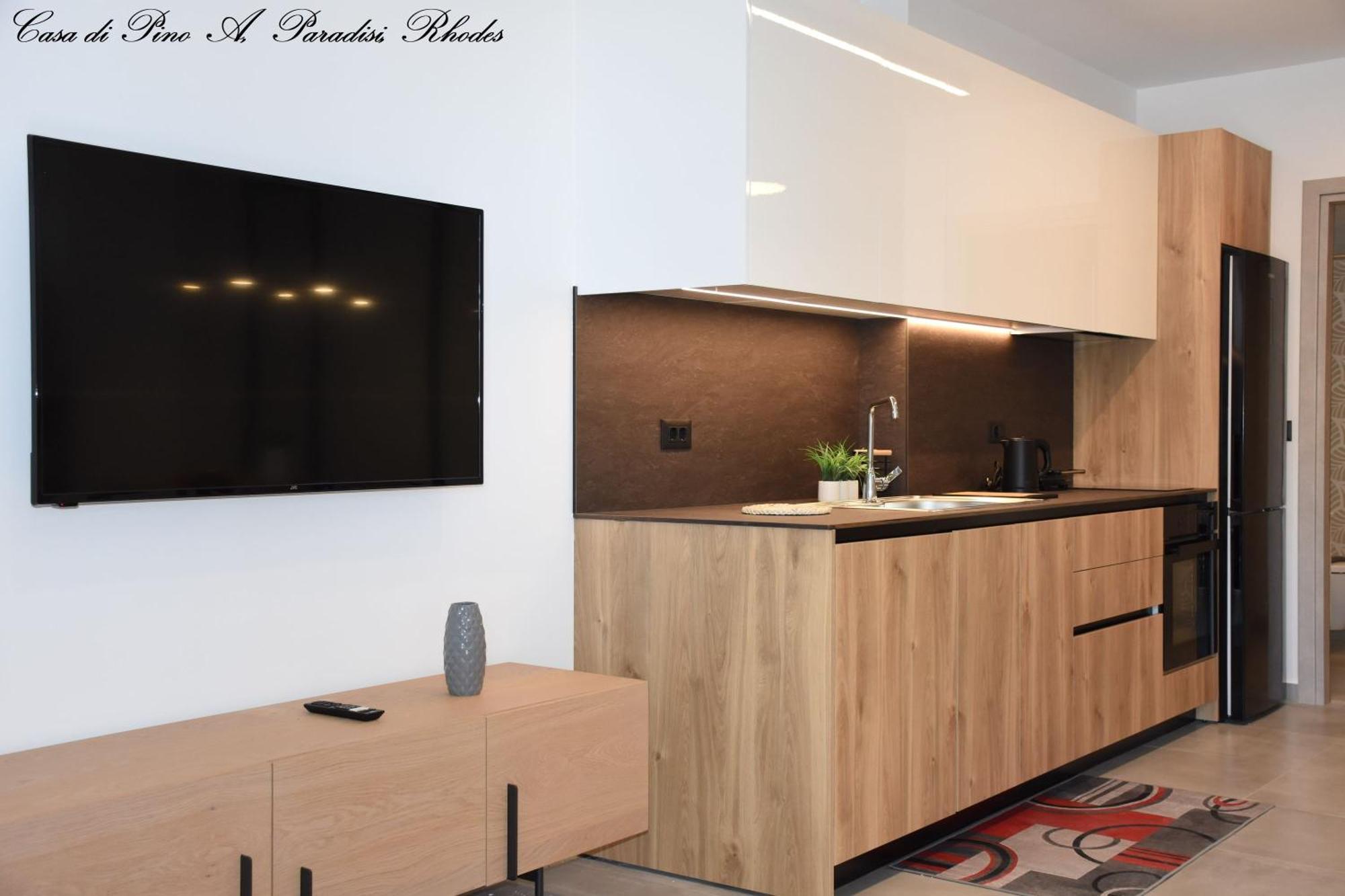 Apartament Casa Di Pino In Paradisi Square Near Airport